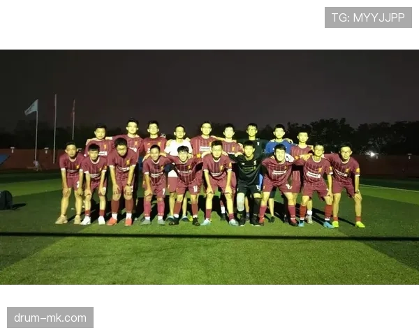 铁血防线势不可挡:稳健表现助球队续写冲冠之路 铁血防线势不可挡:稳健表现助球队续写冲冠之路