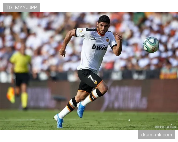 贝蒂斯中路渗透战术奏效，关键胜利彰显球队实力