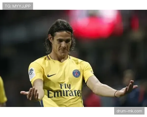 卡瓦尼这生活作风，估计连豪门管家都得服气吧？